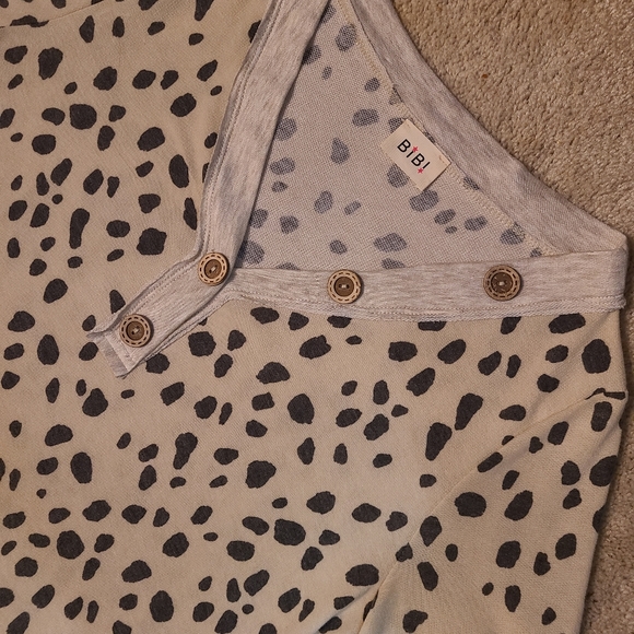 Dalmatian Spots Top - Picture 6 of 7